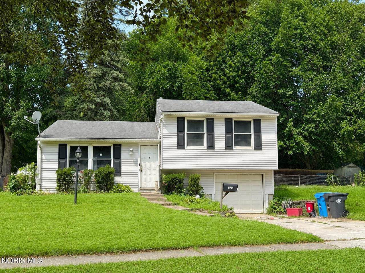 525 Heathshire Drive - Photo 1