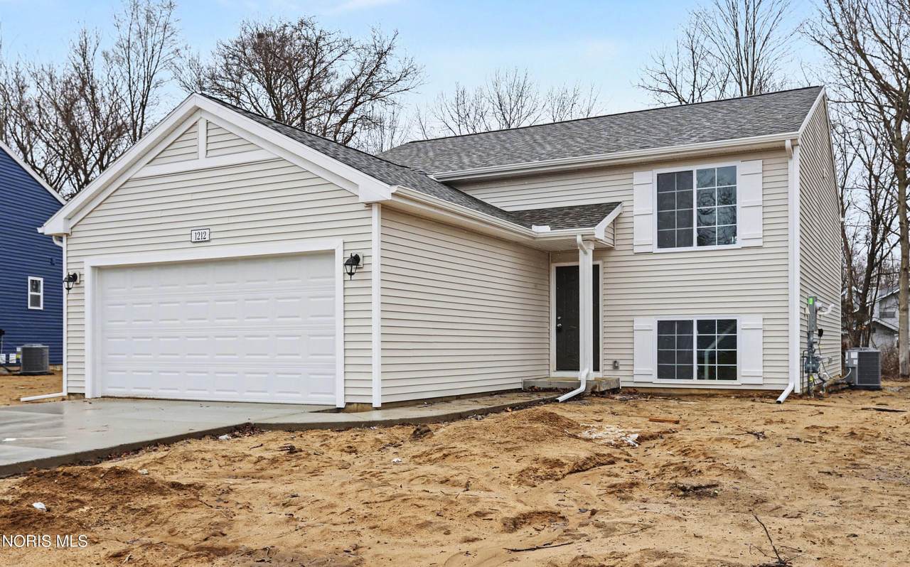 315 Cherrytree Lane - Photo 1