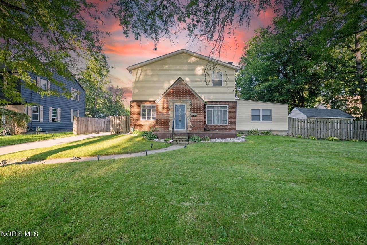 3520 Woodbine Drive - Photo 1
