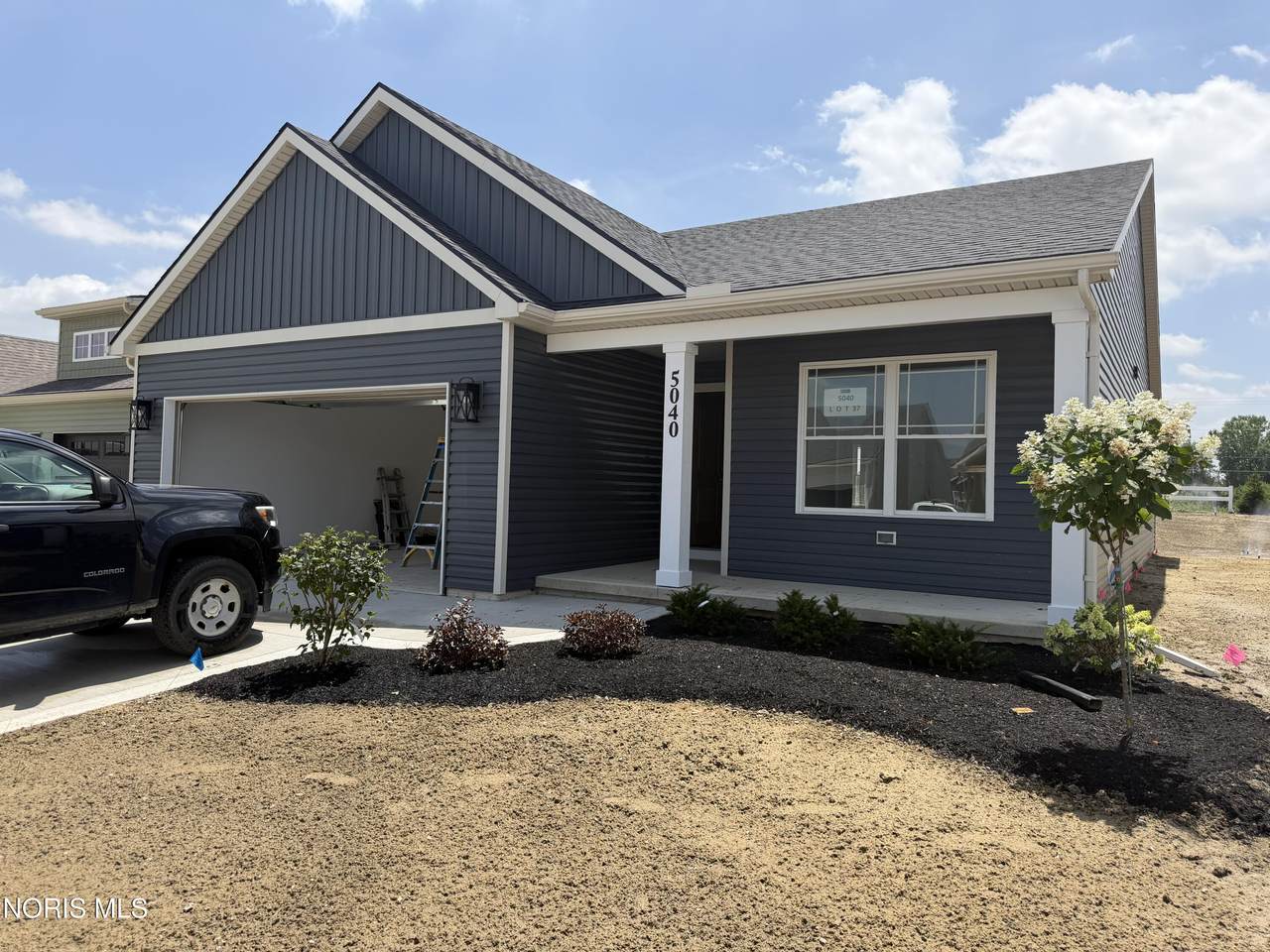 5040 Easton Drive - Photo 1