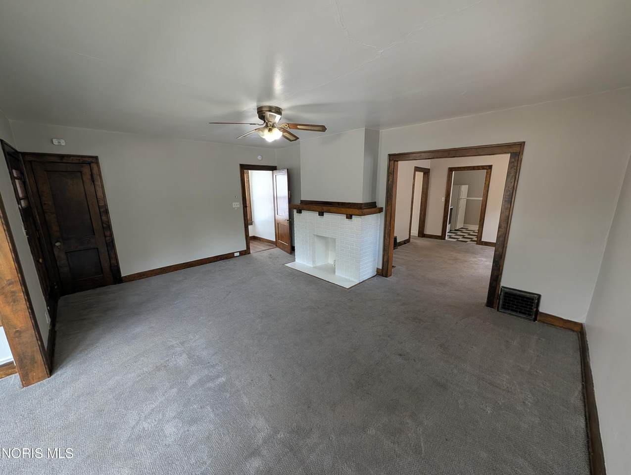 https://bt-photos.global.ssl.fastly.net/toledo/1280_boomver_1_10012813-2.jpg