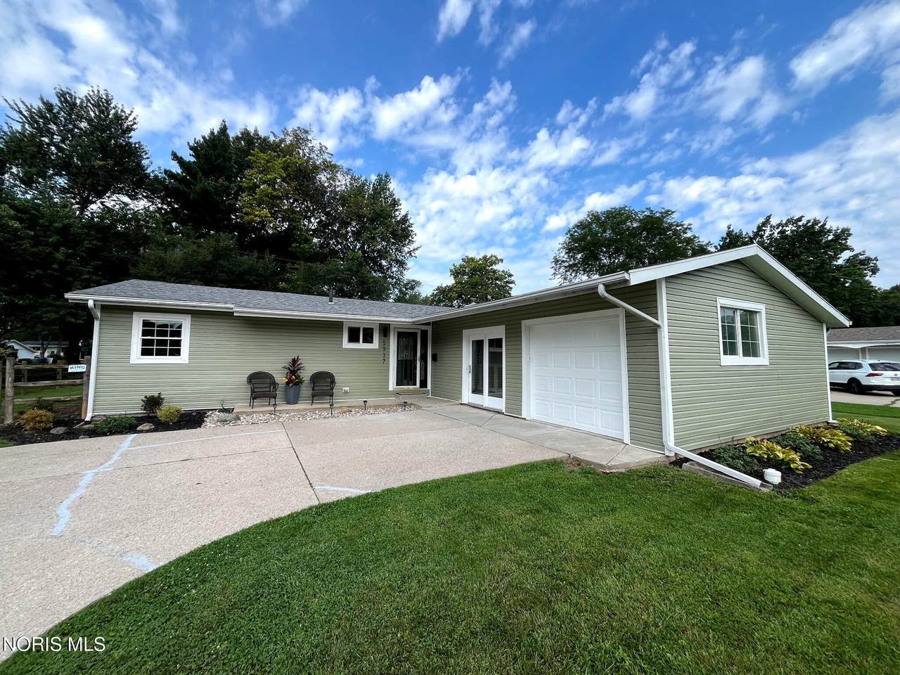 5937 Graystone Drive - Photo 1