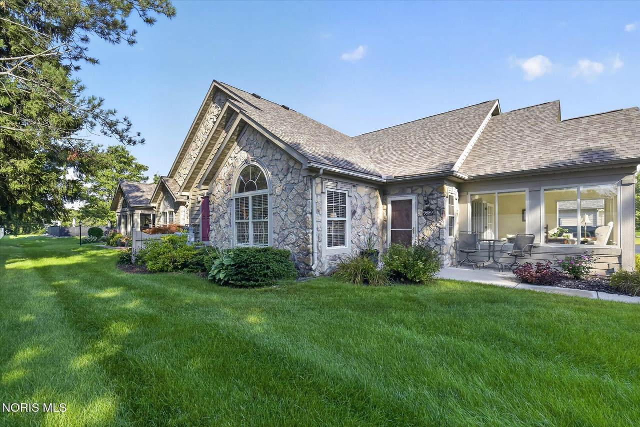 9889 Connor Lake Circle - Photo 1