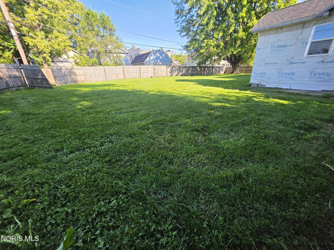 https://bt-photos.global.ssl.fastly.net/toledo/1280_boomver_1_10013109-2.jpg