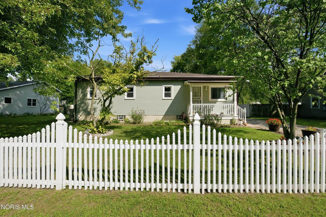 5732 Roan Road - Photo 1