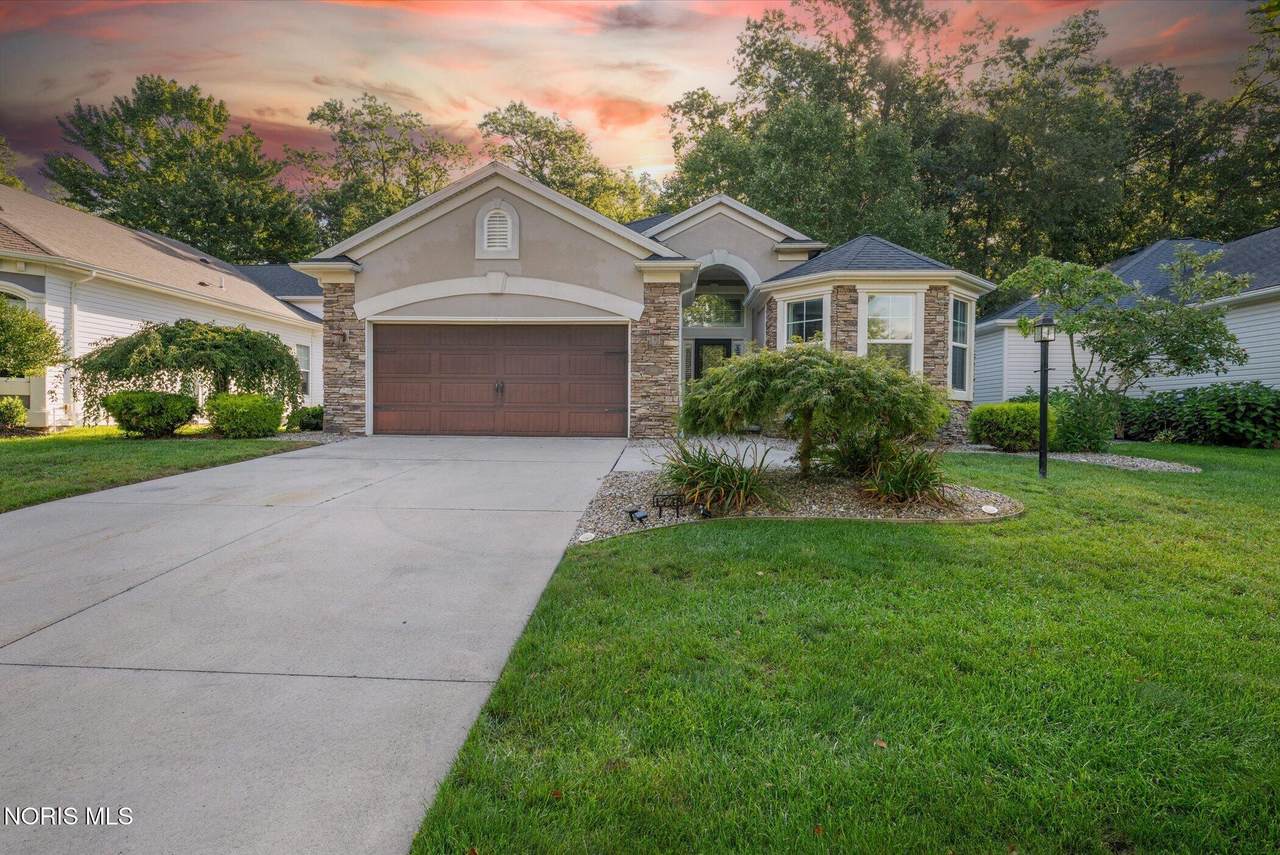 1738 Deer Trail Drive - Photo 1