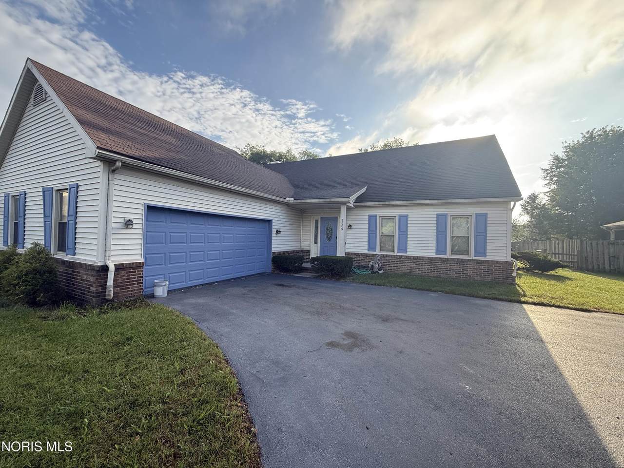 2309 Garden Creek Drive - Photo 1