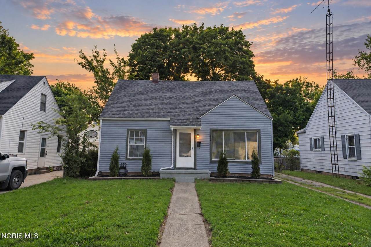 512 Clifton Boulevard - Photo 1