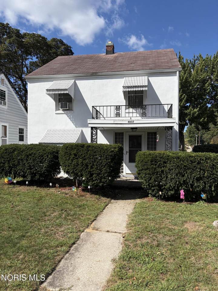 4037 Bowen Road - Photo 1