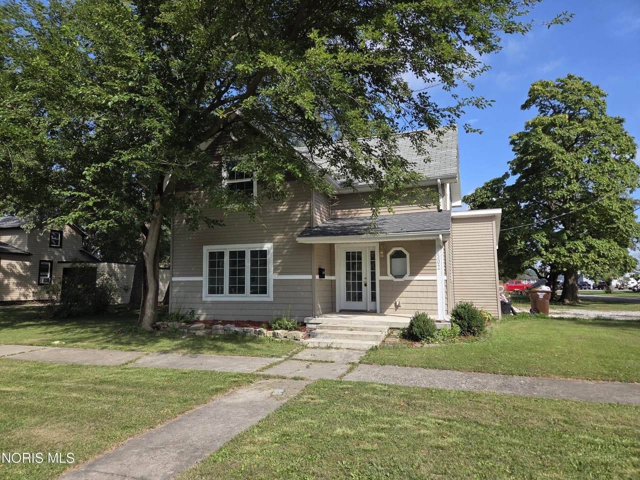 502 Jackson Street - Photo 1