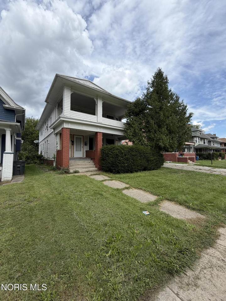 1038 Woodruff Avenue - Photo 1