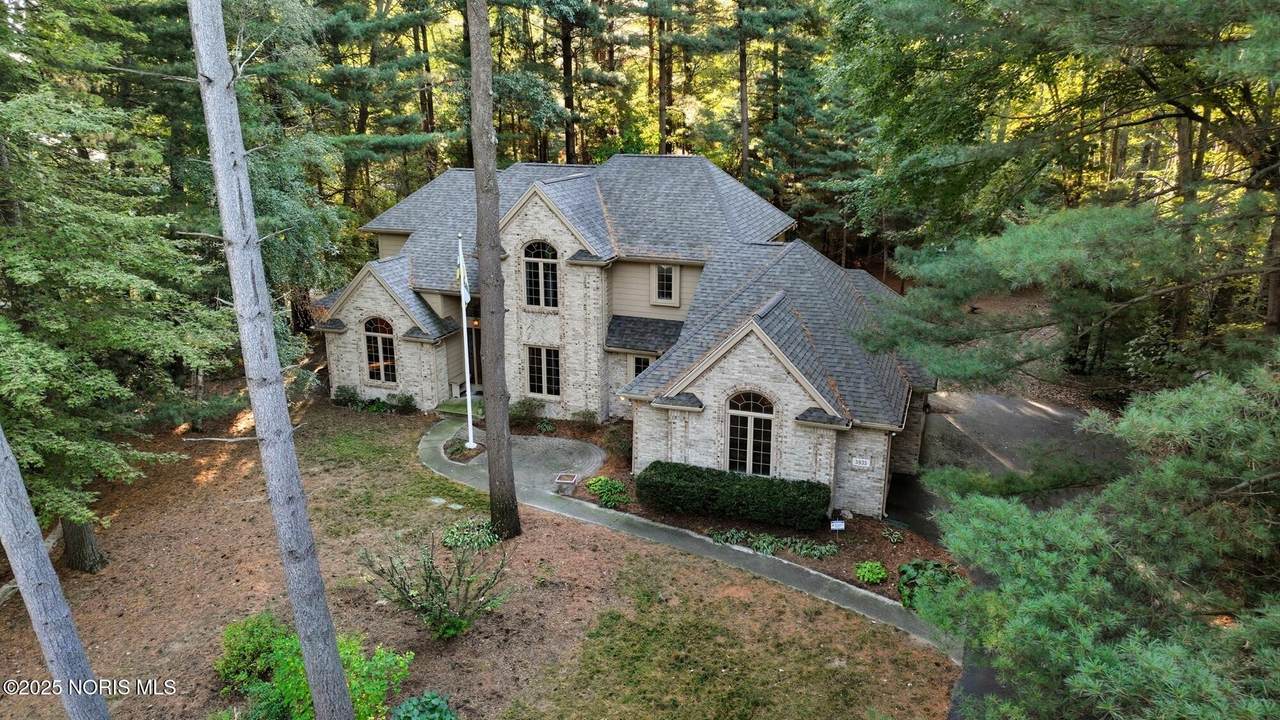 5935 Lynwood Court - Photo 1