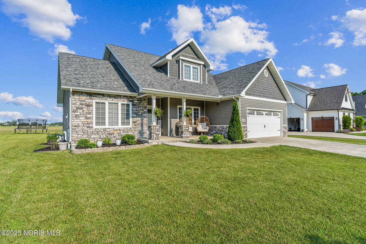 1209 Apache Drive - Photo 1