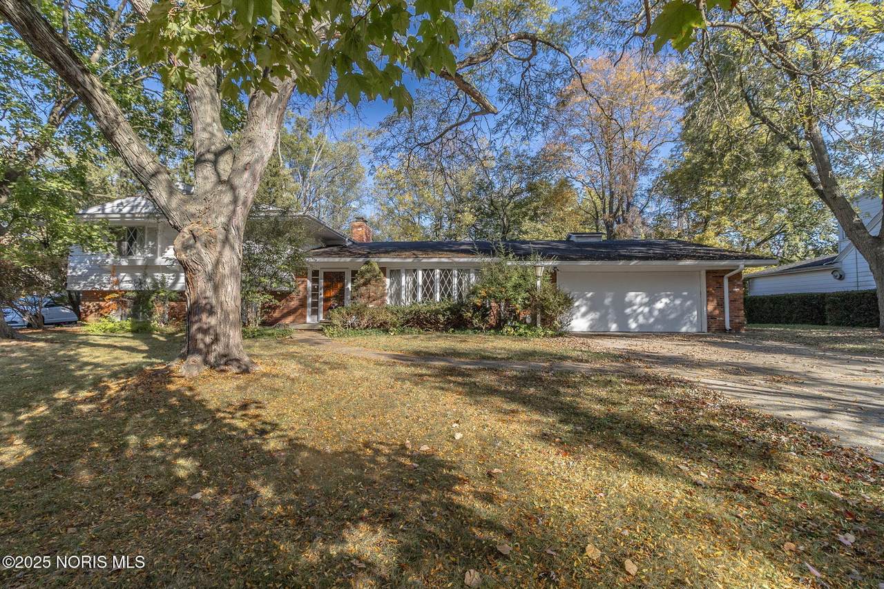 7030 Hickory Ridge Road - Photo 1