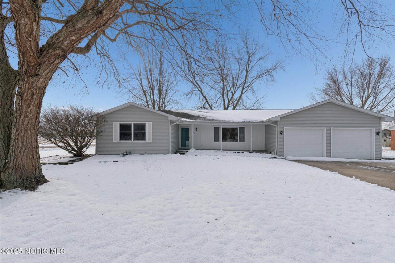 840 Pine Street - Photo 1