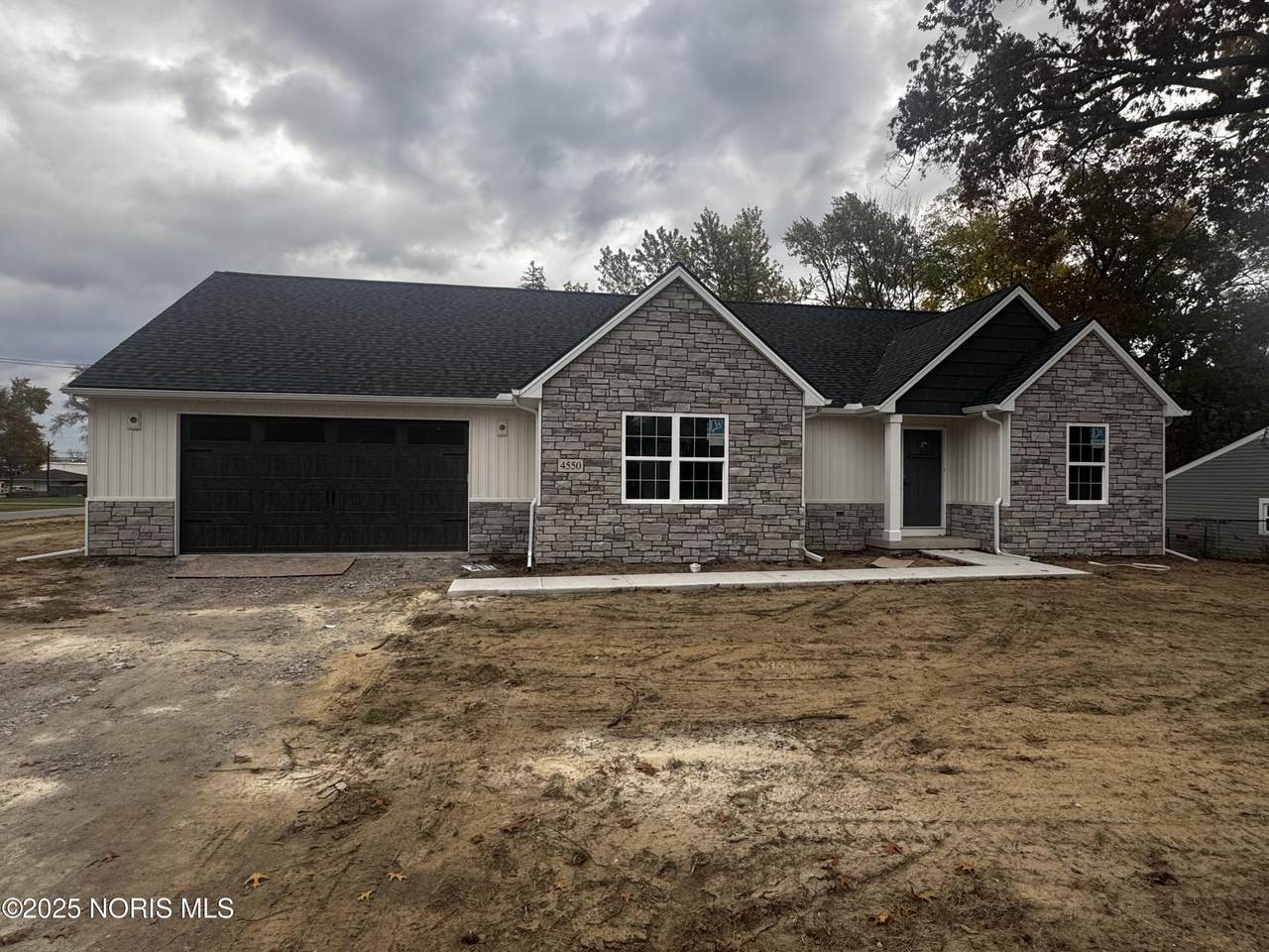 4550 Vineyard Road - Photo 1
