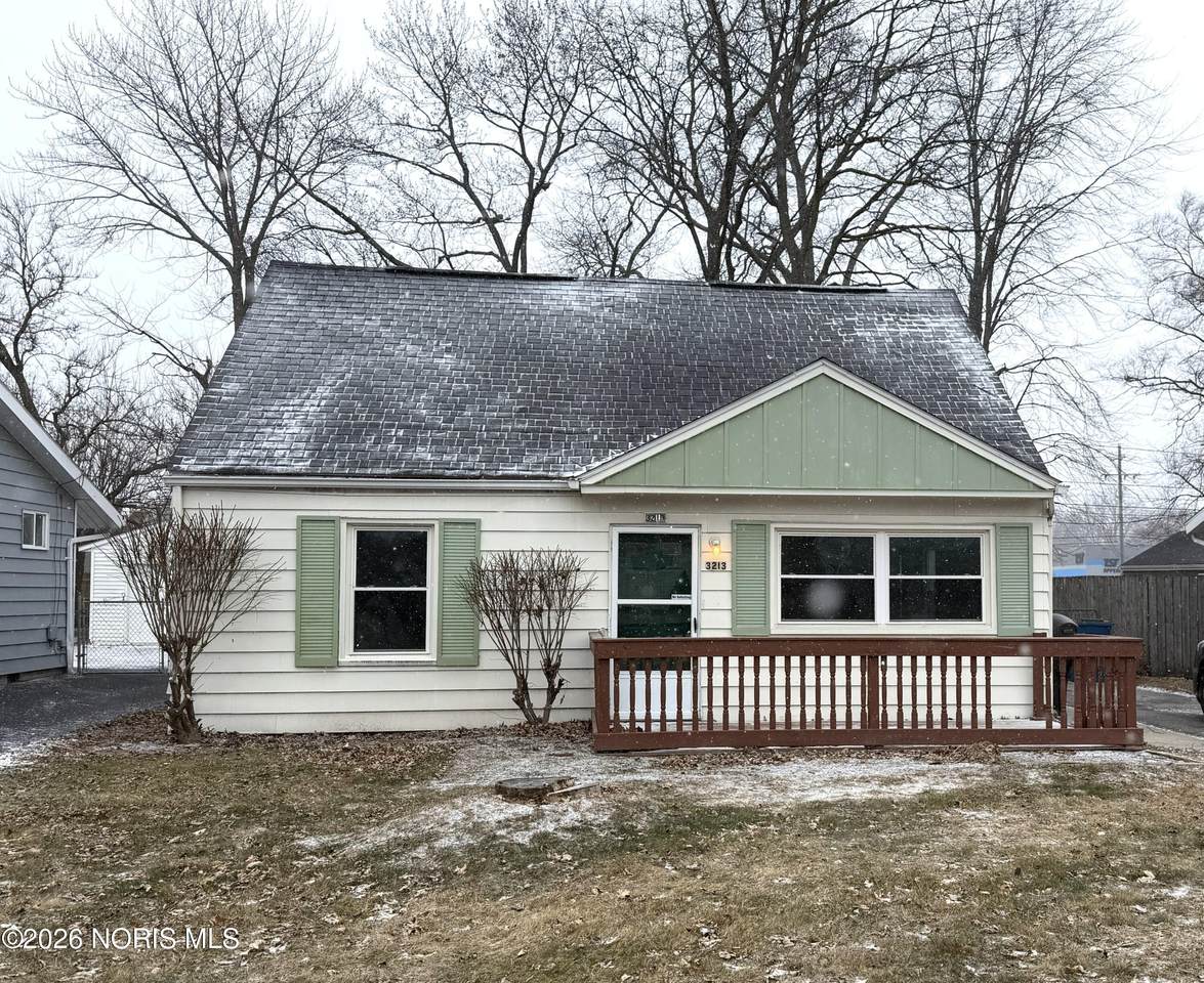 3213 Waldmar Road - Photo 1