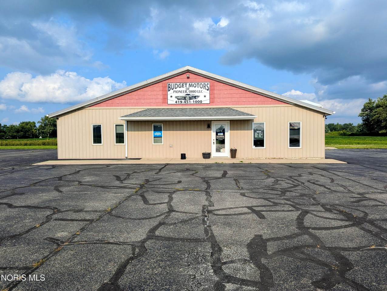 611 State Street - Photo 1