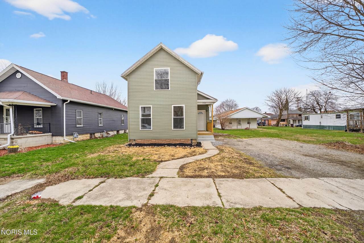 260 6th Street - Photo 1