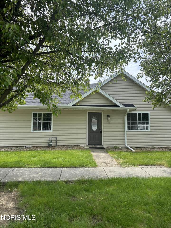 1105 1st Street - Photo 1