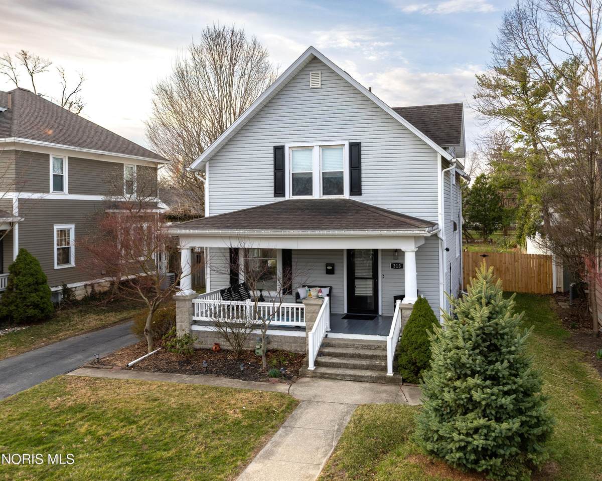 313 2nd Street - Photo 1