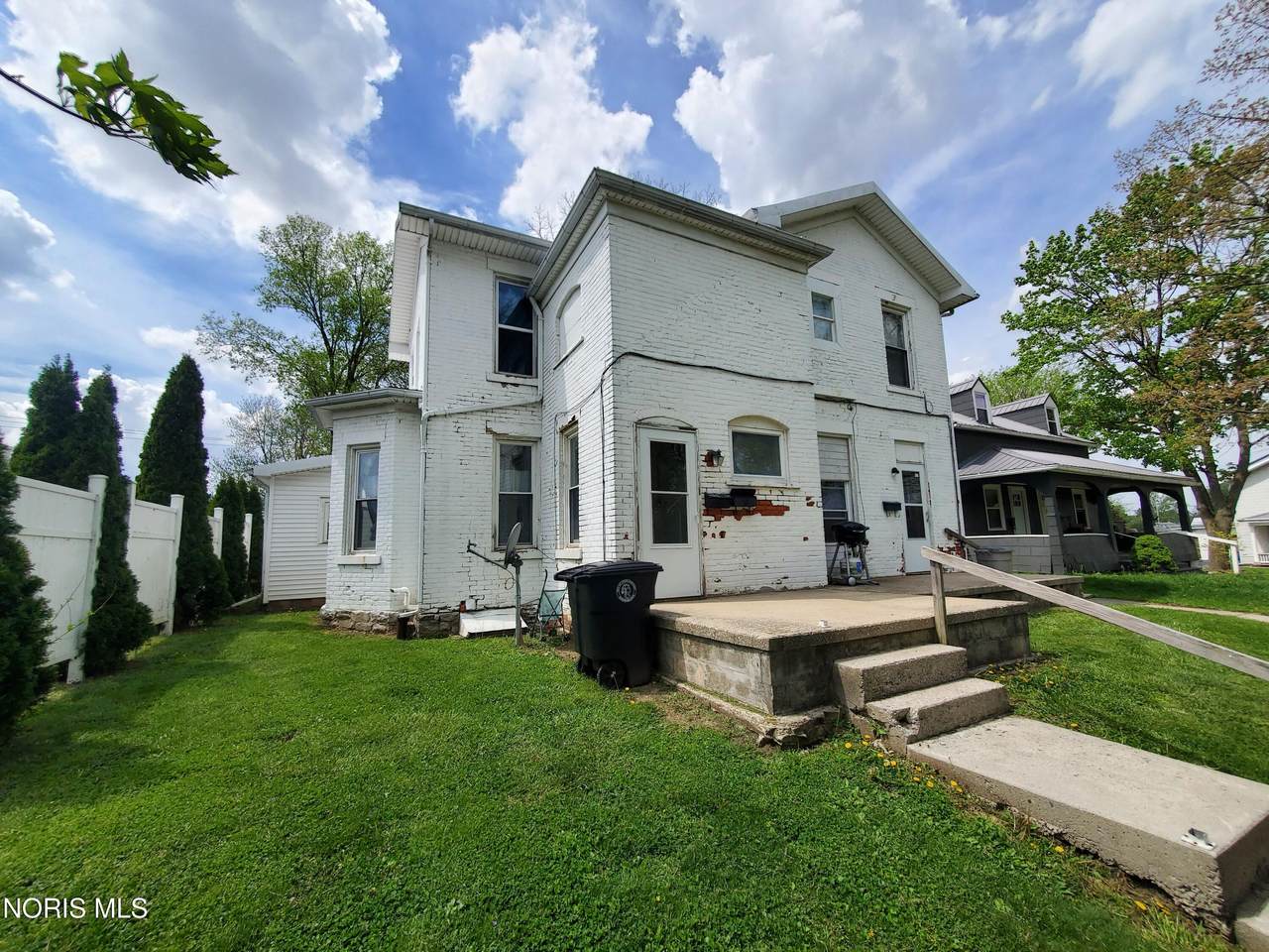 128 4th Street - Photo 1