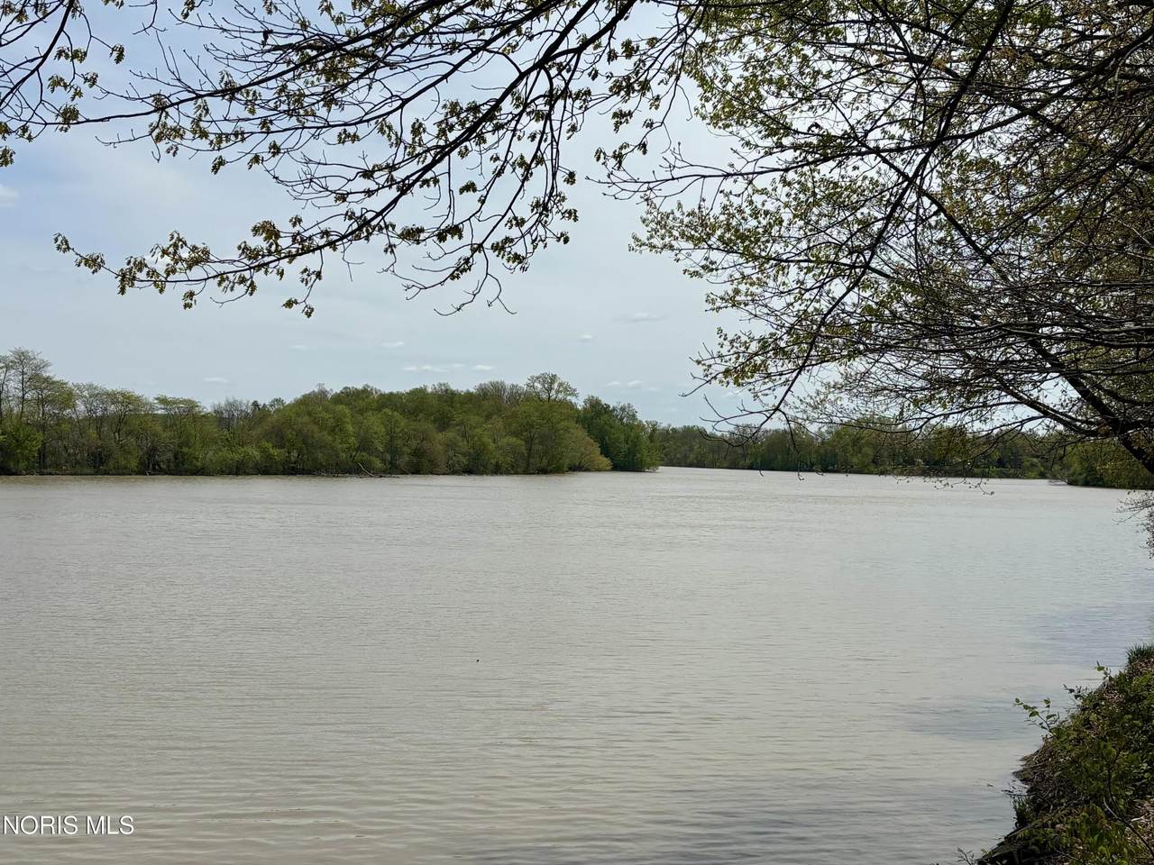 https://bt-photos.global.ssl.fastly.net/toledo/1280_boomver_2_10006887-2.jpg