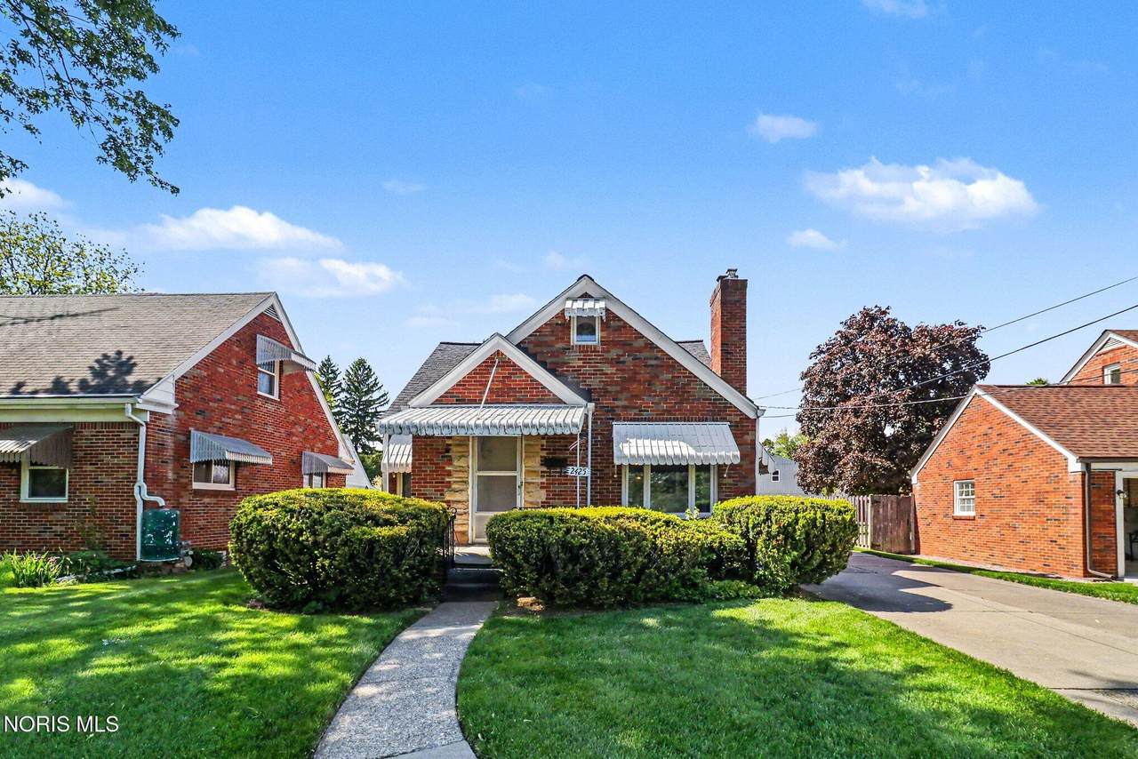 2425 River Road - Photo 1