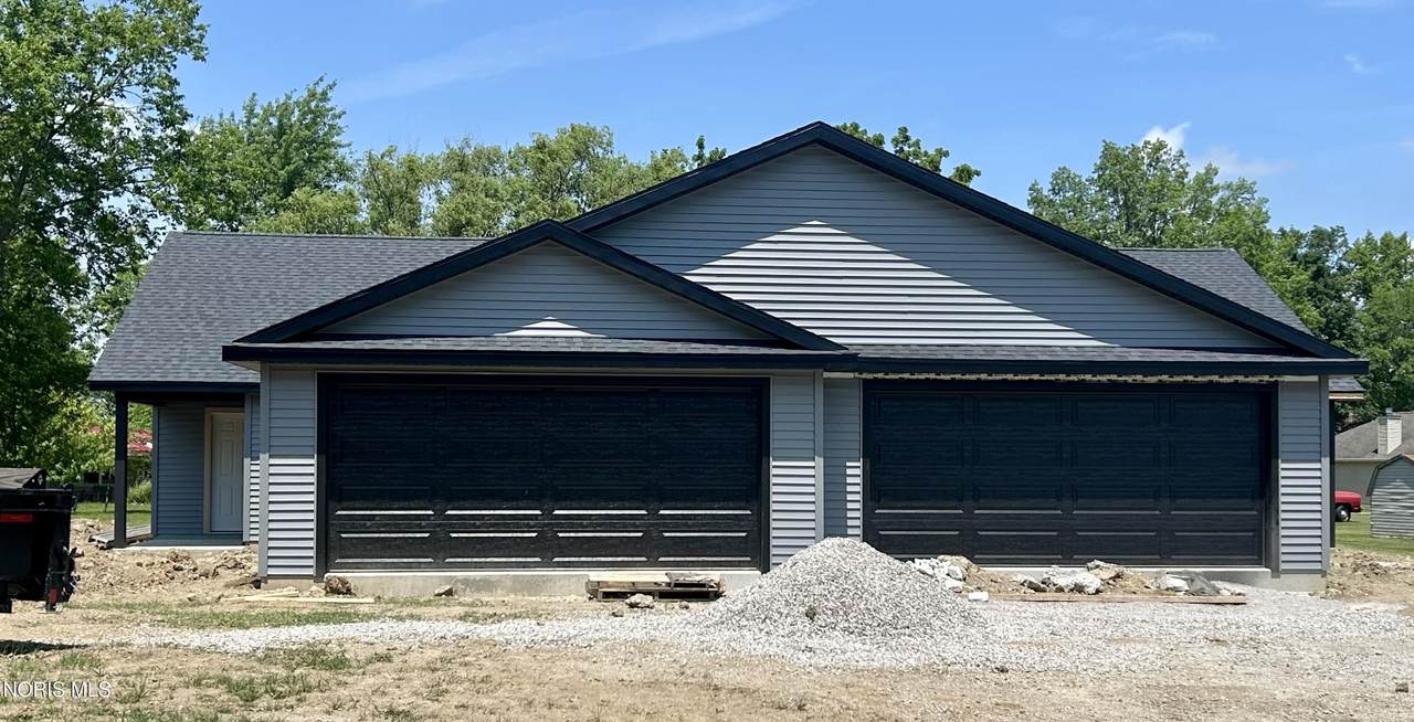 102 Maumee Lane - Photo 1