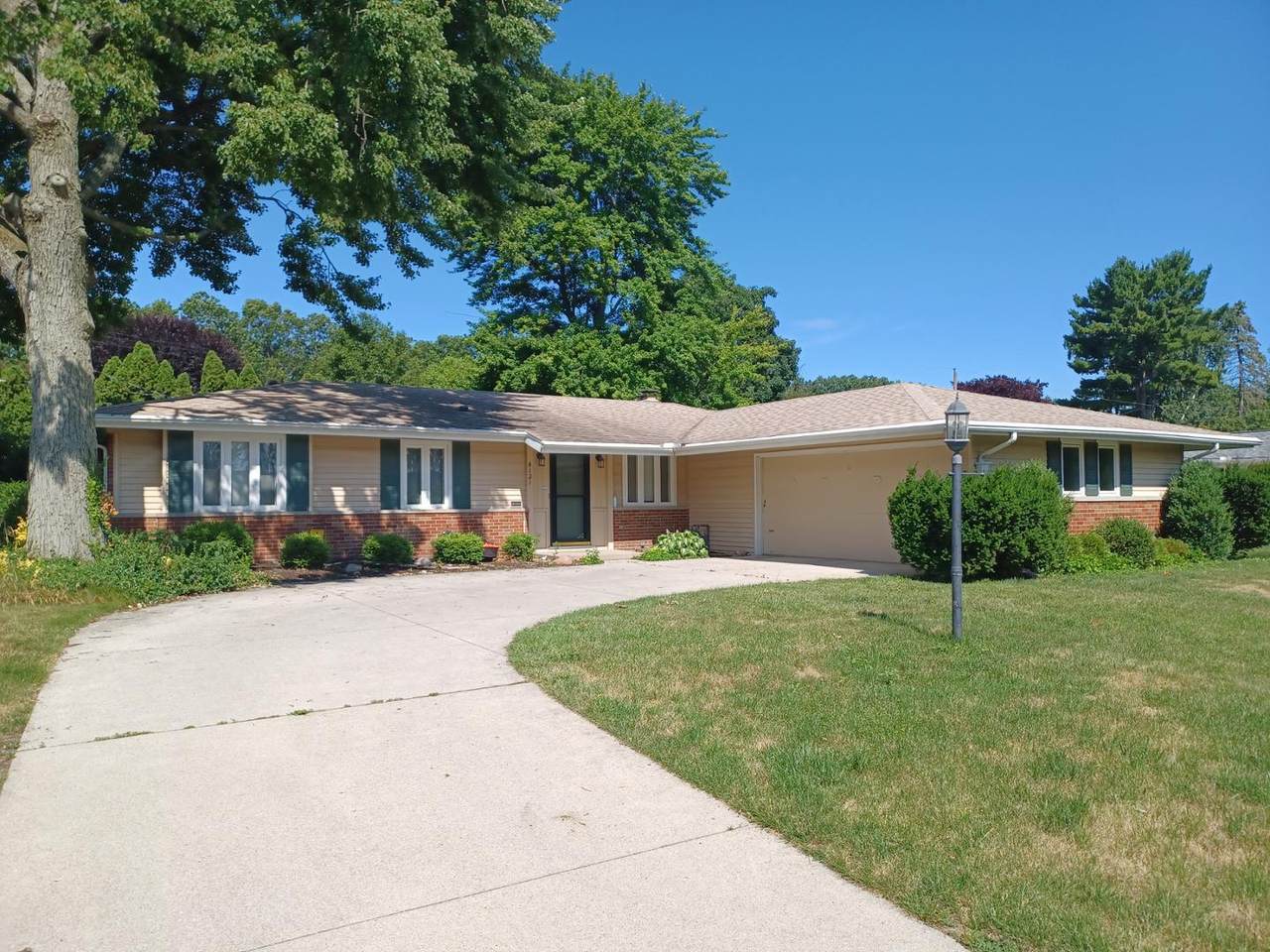 4121 Barbara Drive - Photo 1