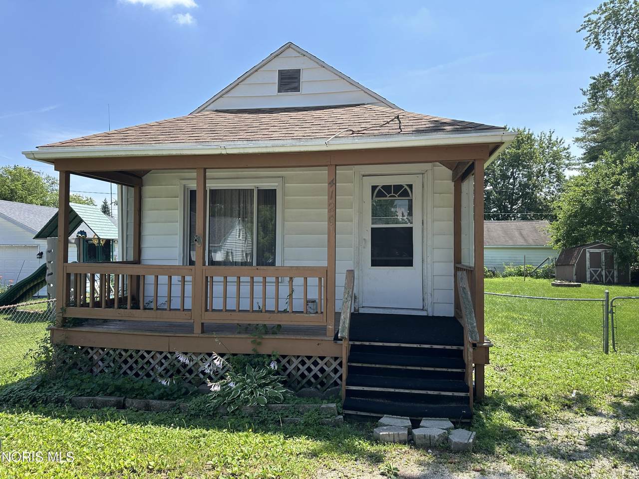 4120 Waltham Road - Photo 1