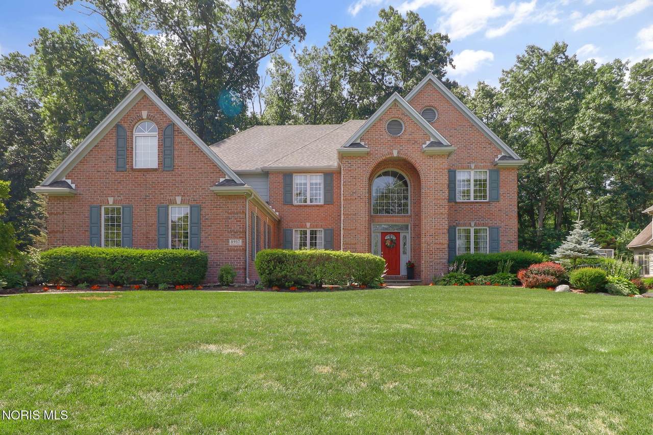 8957 Royal Oak Drive - Photo 1