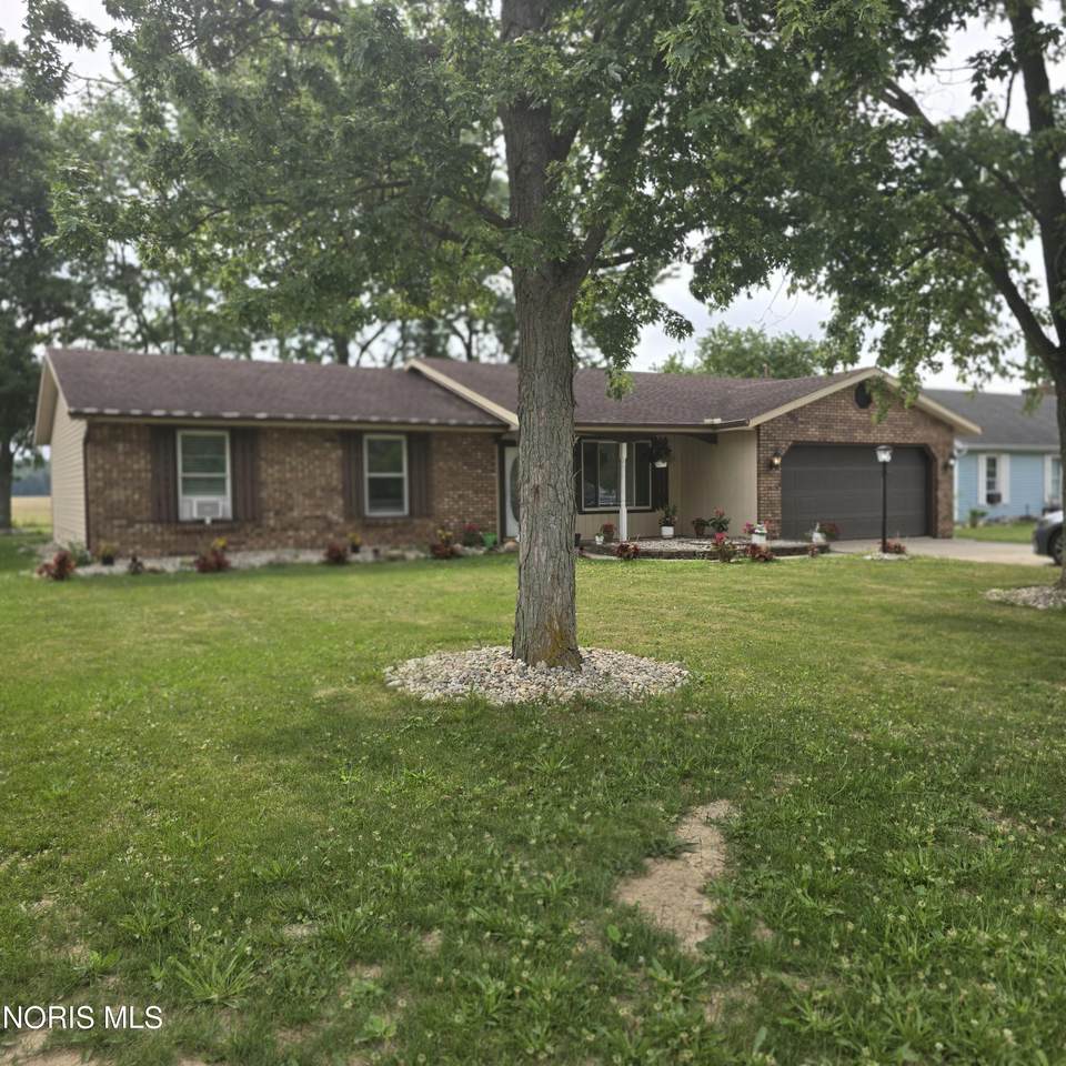 1029 Emerald Road - Photo 1