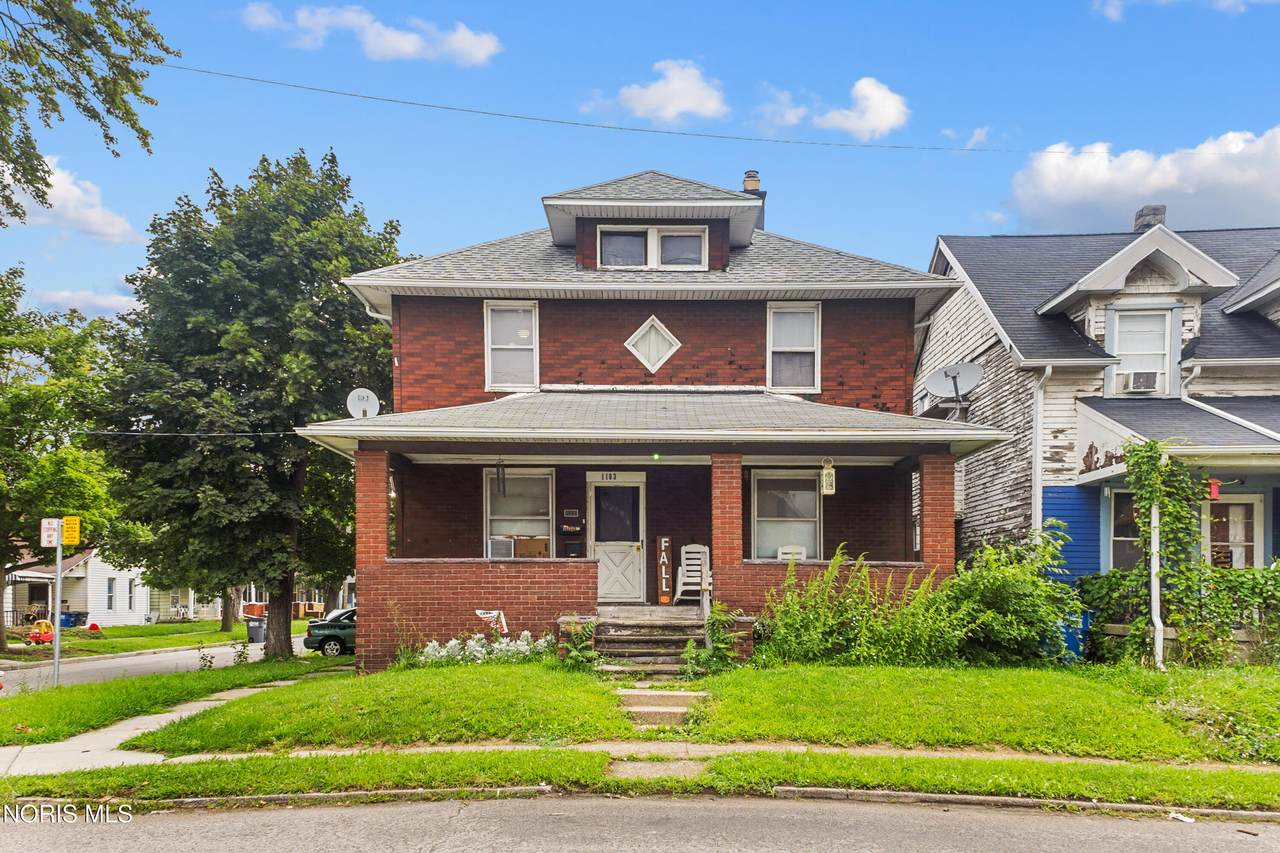 1103 Navarre Avenue - Photo 1