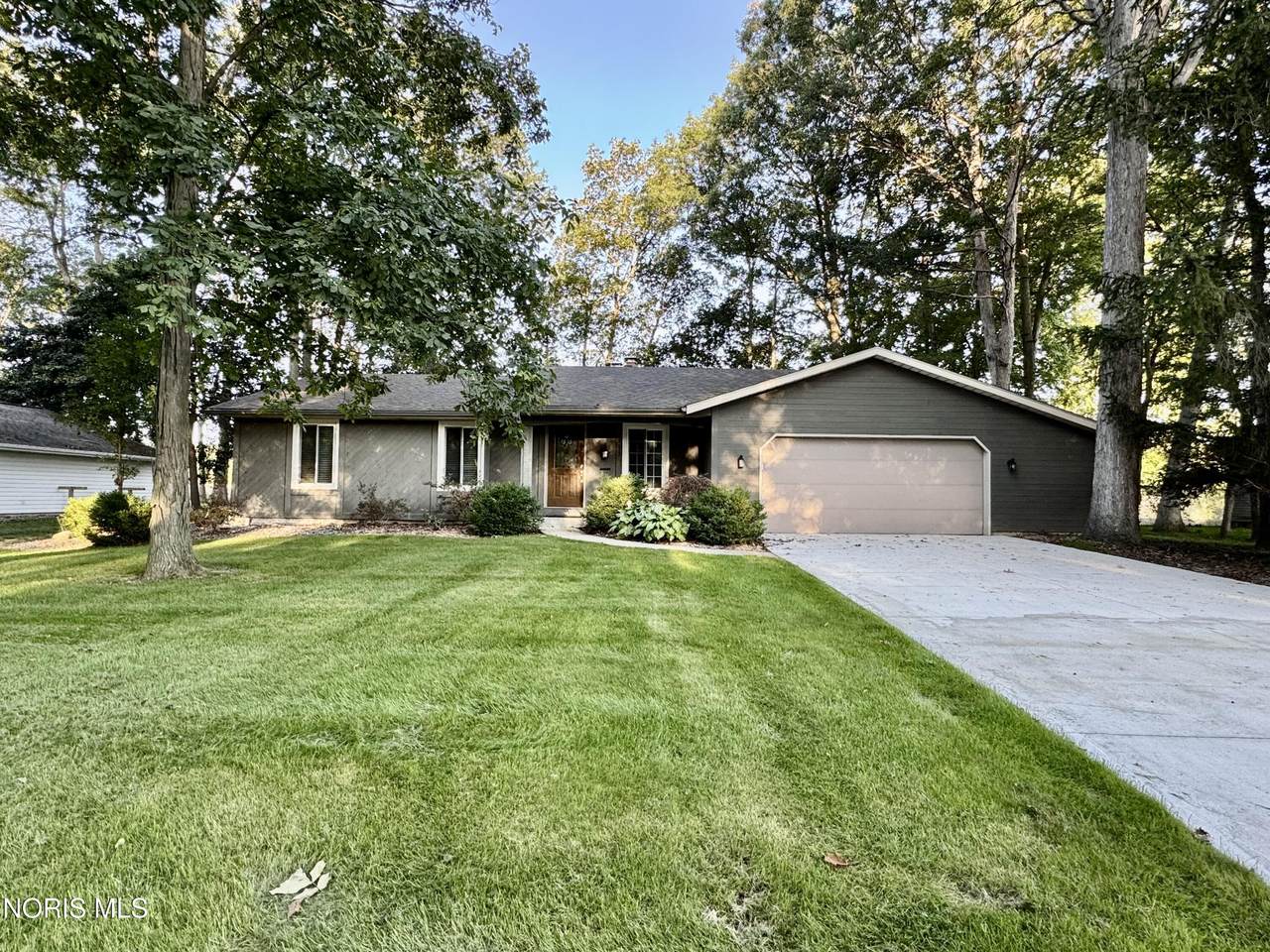 113 Scott Drive - Photo 1