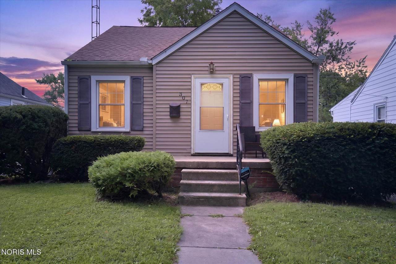 307 Sunset Boulevard - Photo 1
