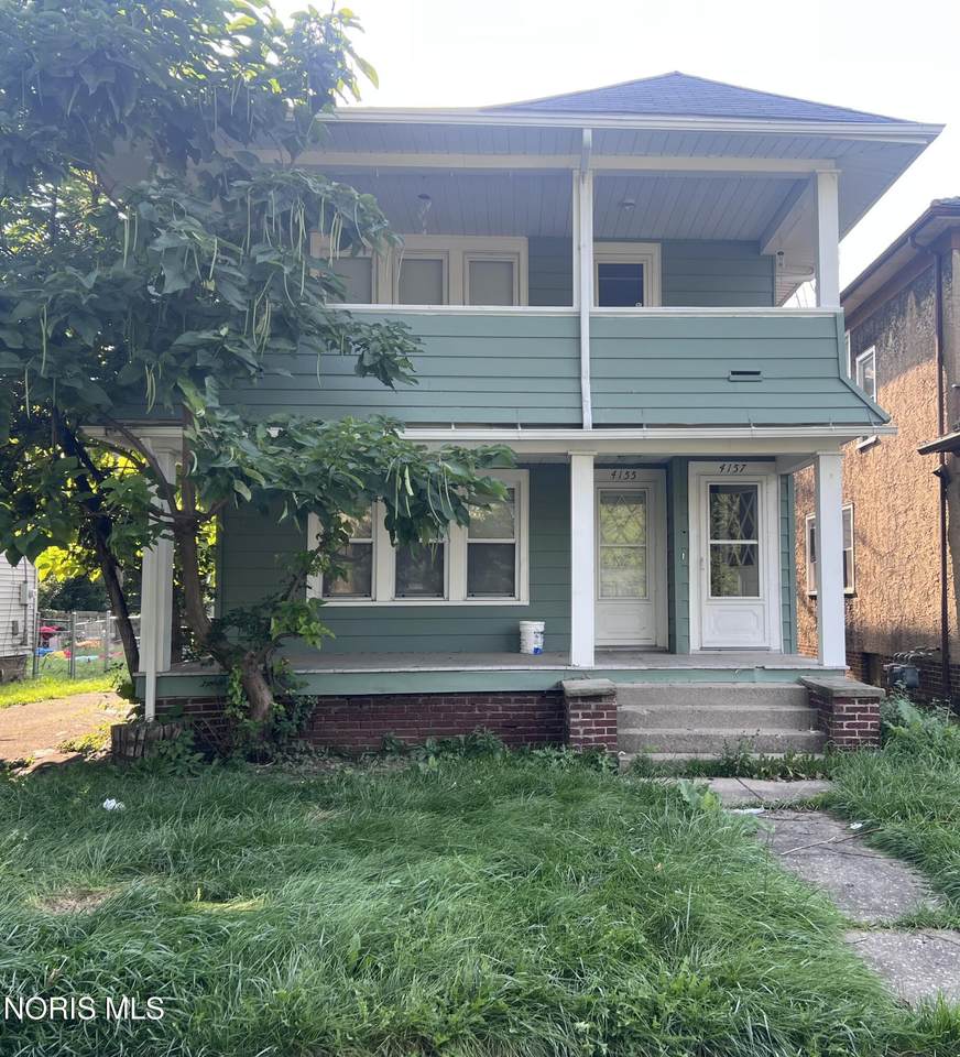 4157 Lockwood Avenue - Photo 1