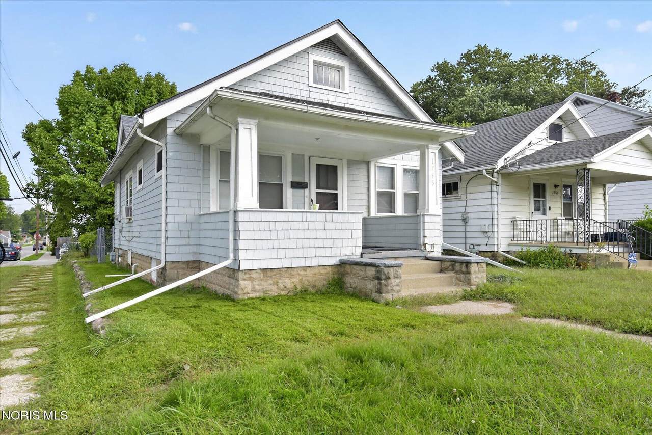 1758 Loxley Road - Photo 1