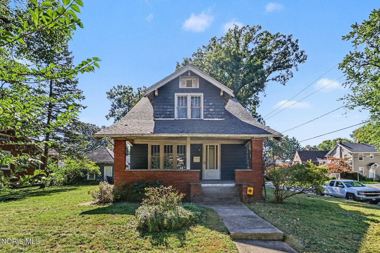 2047 Central Grove Avenue - Photo 1