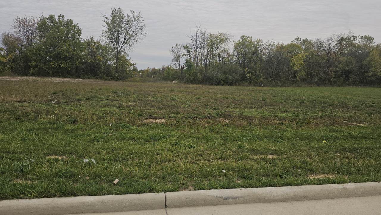 16 Summer Drive - Photo 1