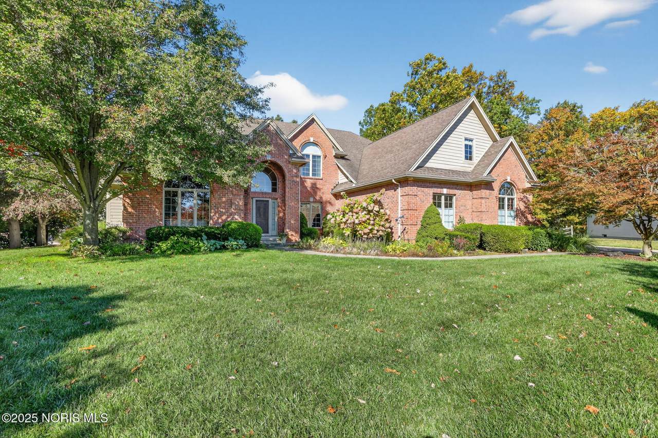 7961 Clover Creek Road - Photo 1