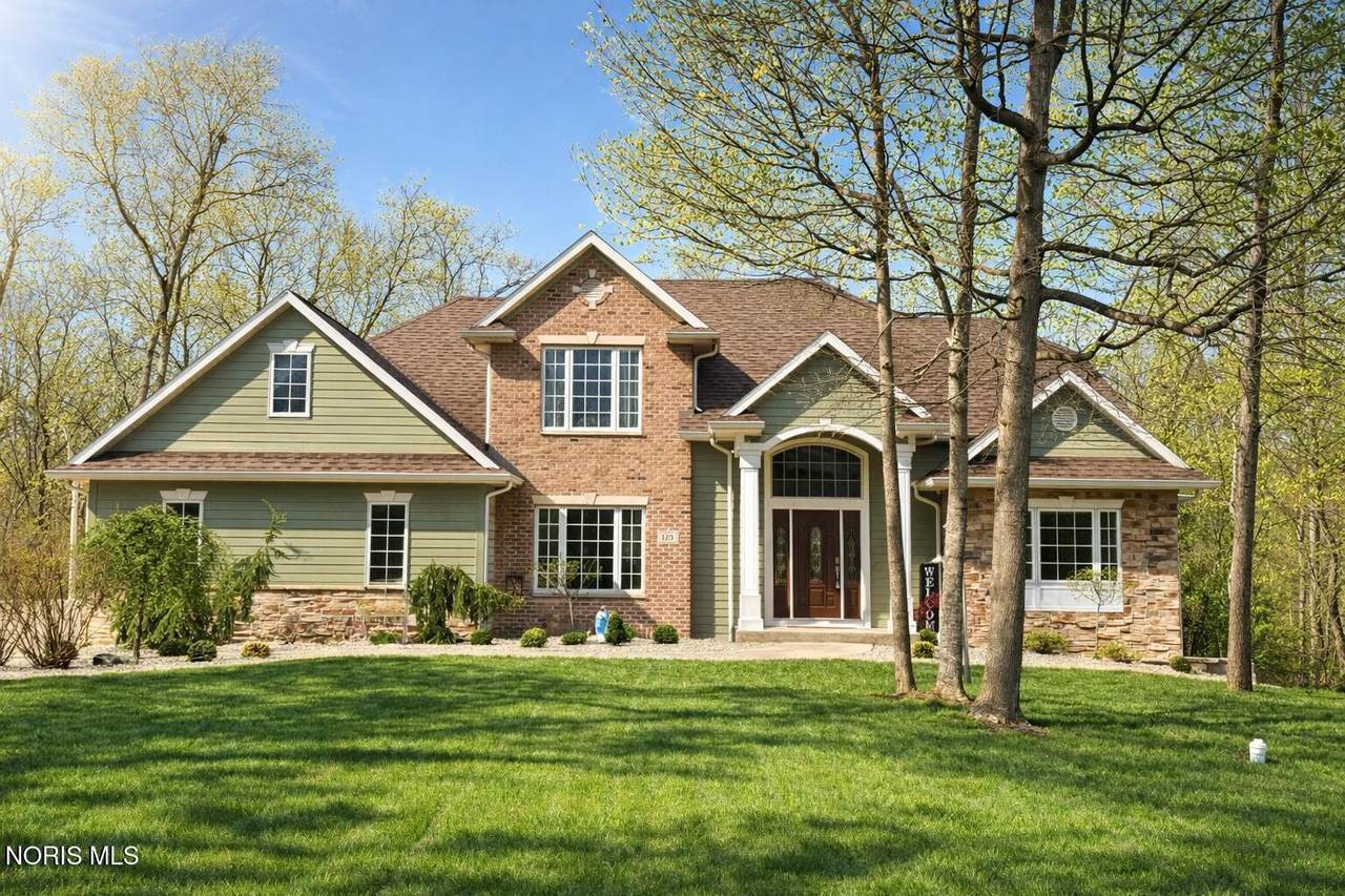 125 Turnberry Drive - Photo 1