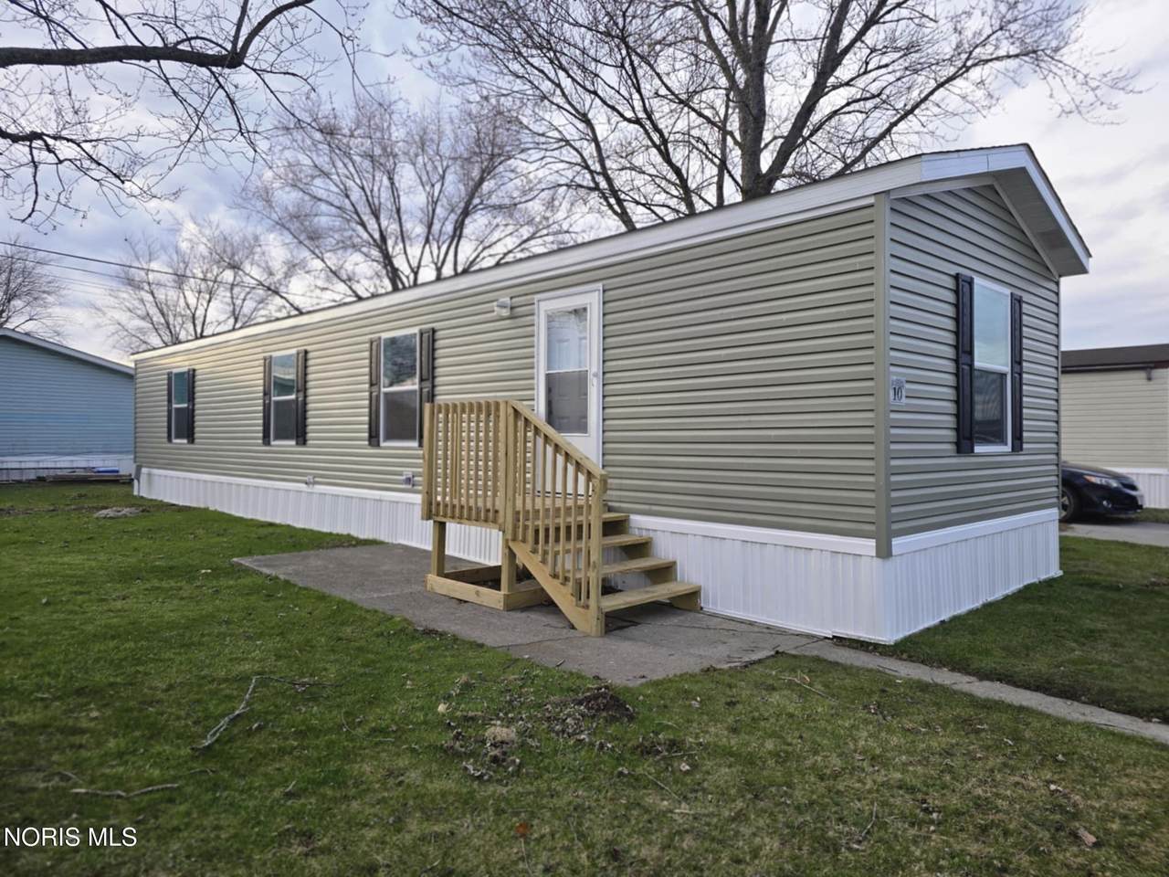13673 County Road E - Photo 1