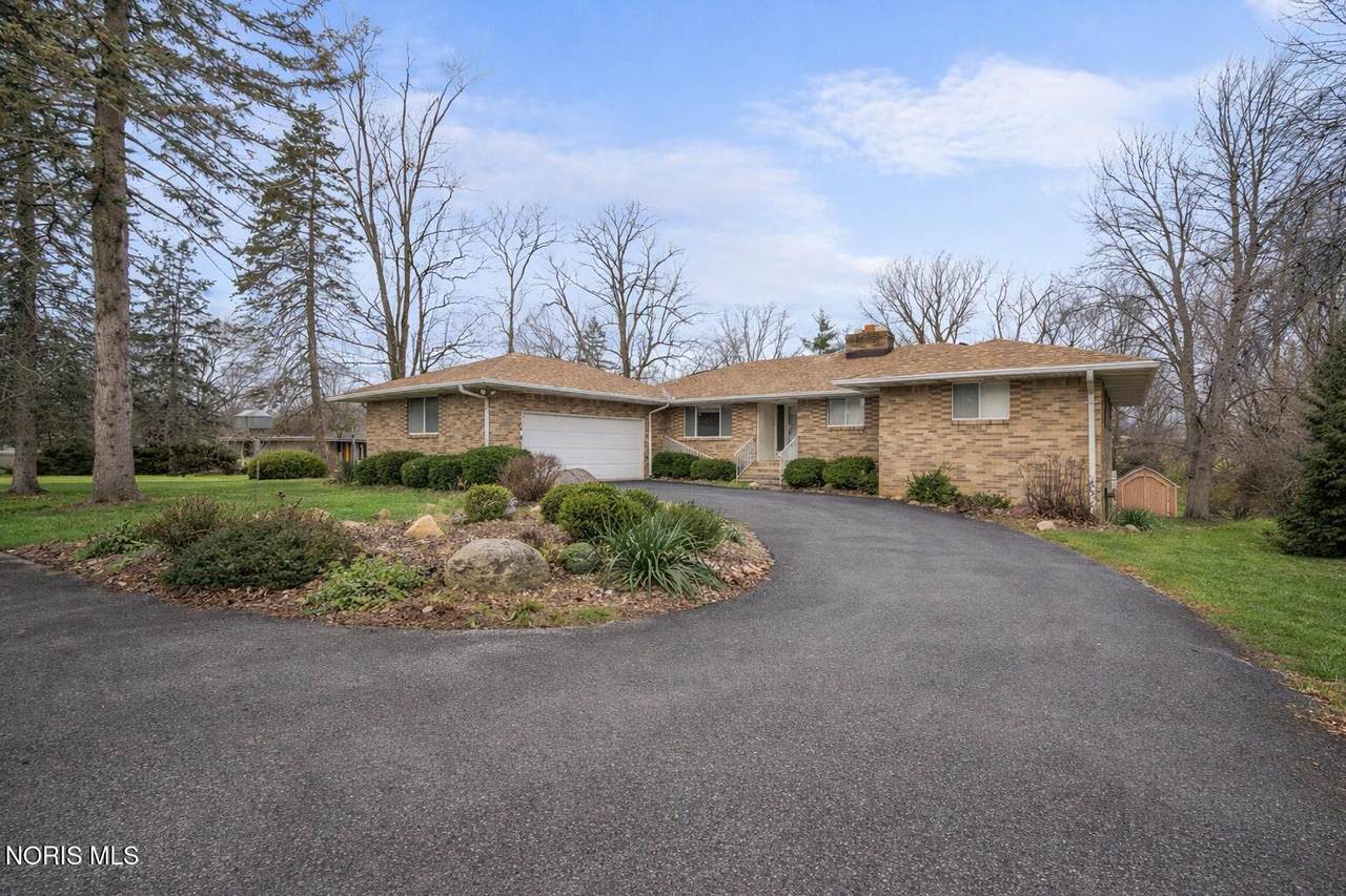 9864 Bucher Road - Photo 1