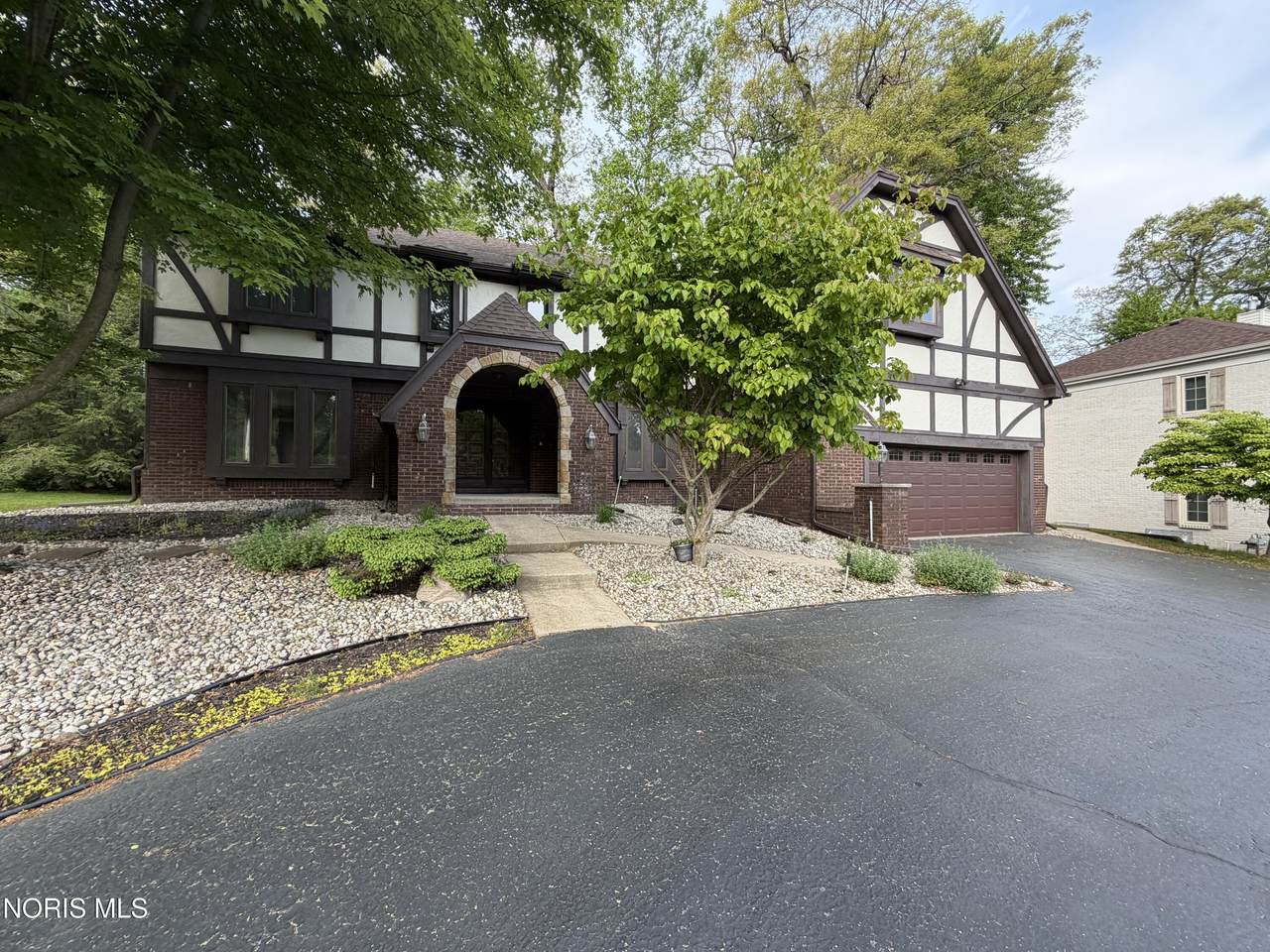 5047 Brenden Way - Photo 1