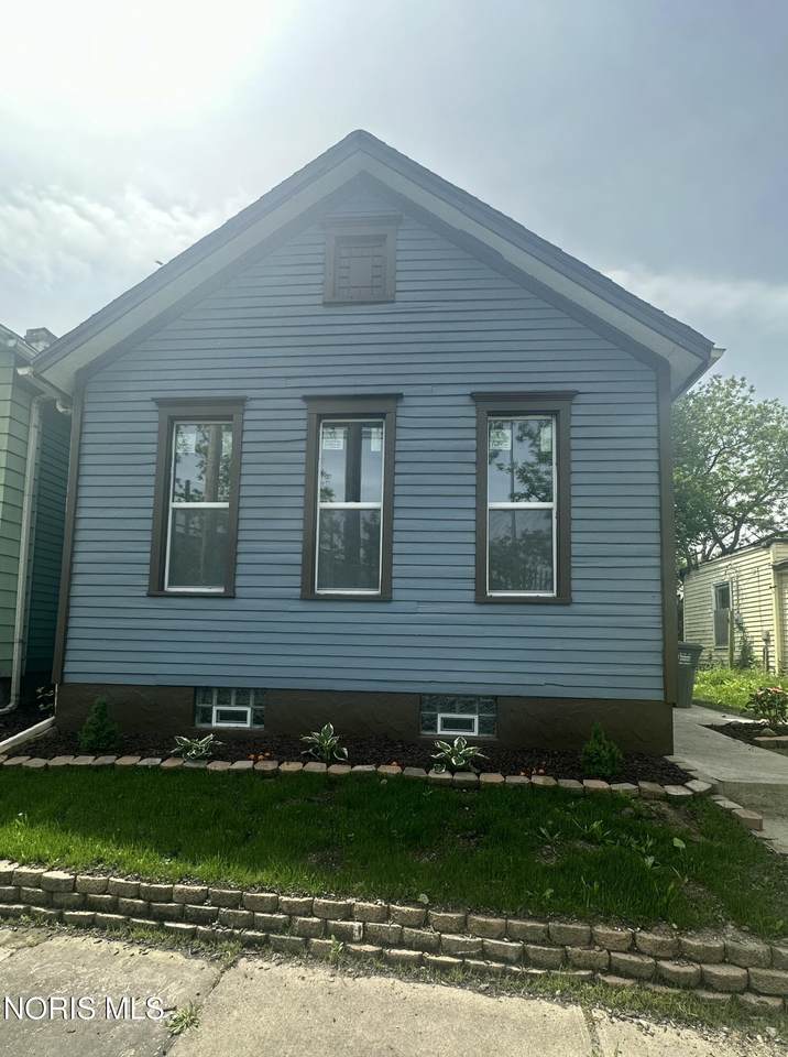 233 Garland Avenue - Photo 1