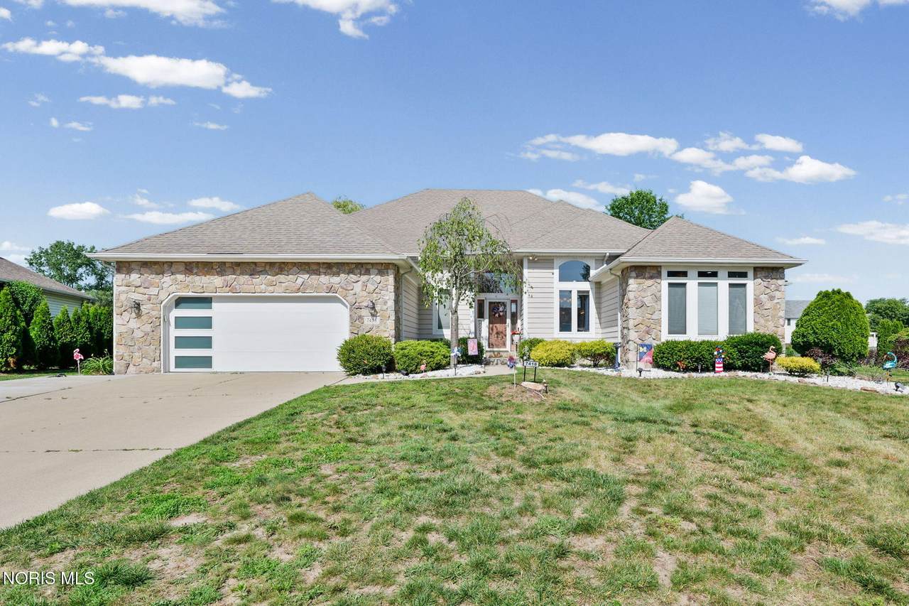7418 Blue Spruce Court - Photo 1