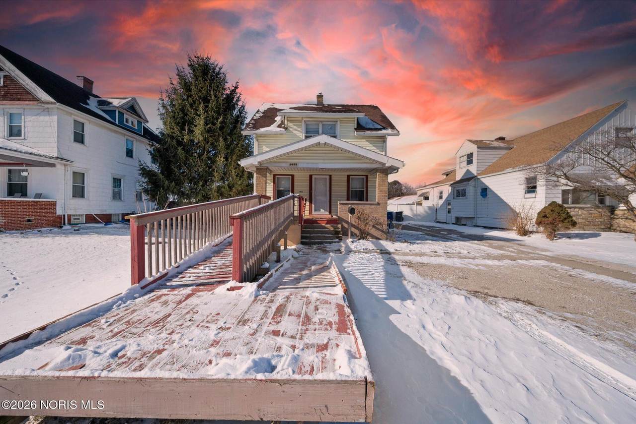 4623 Lewis Avenue - Photo 1