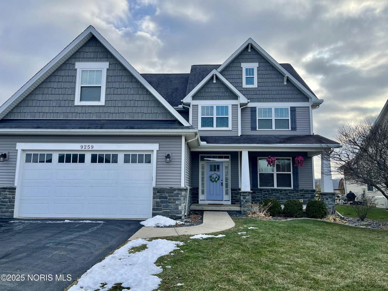 9259 Northpond Court - Photo 1