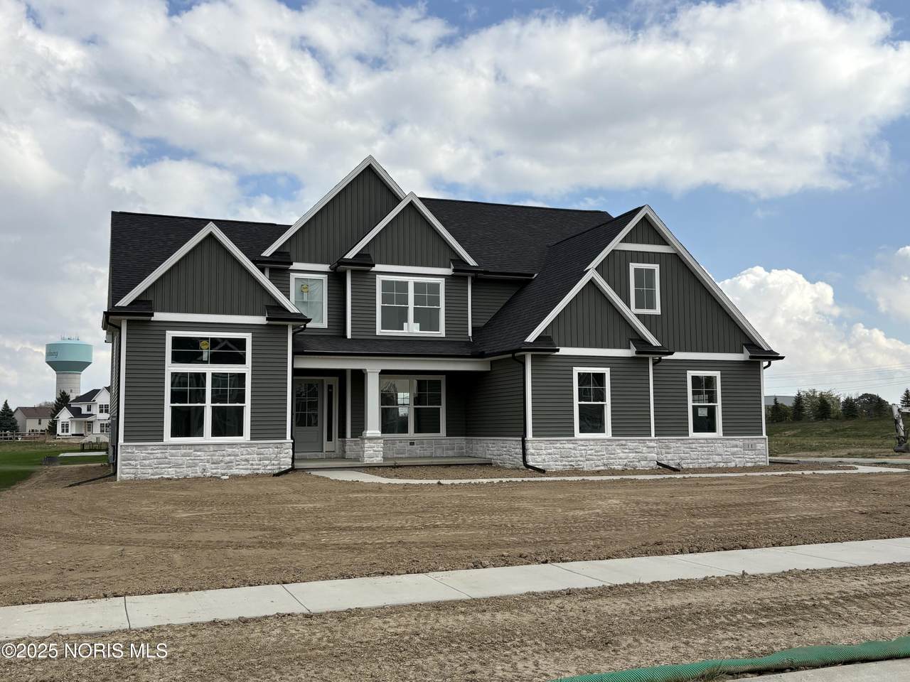 11 Hawthorne Crossing - Photo 1